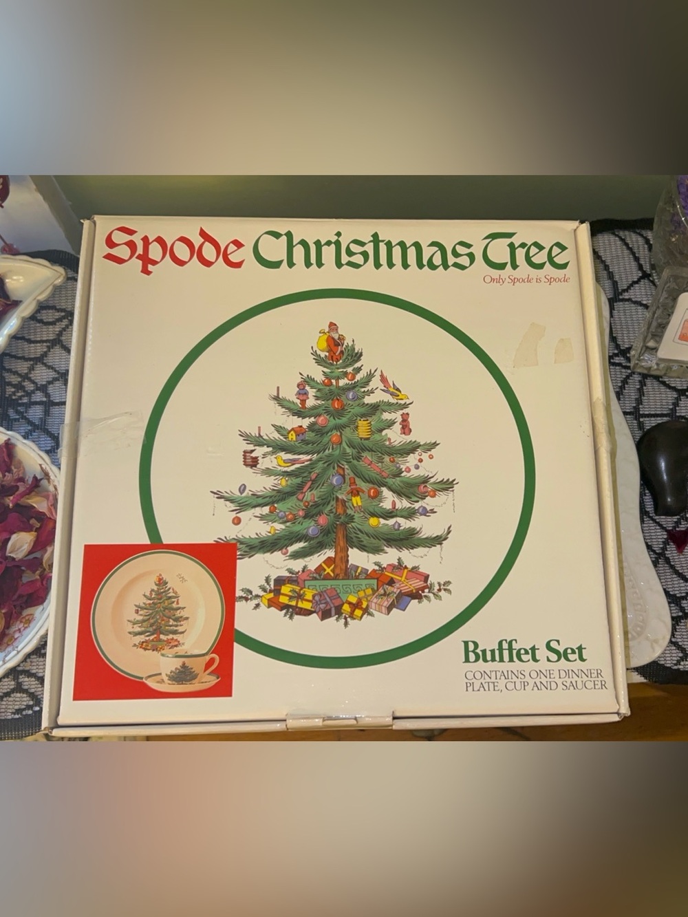 Spode Christmas Tree Buffet Set Dinner Plate Cup and Saucer 4 New in Box